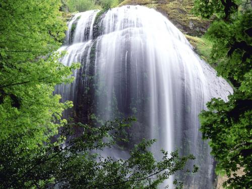 Серебряный водопад в Орегоне